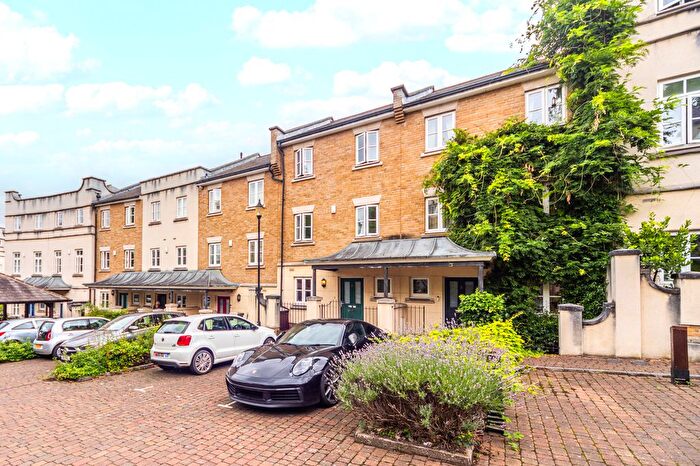 4 Bedroom Terraced House To Rent In Herbert Mews, Tulse Hill, London, SW2