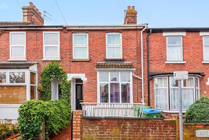 3 Bedroom Terraced House To Rent In Higbridge Road, Aylesbury, HP21