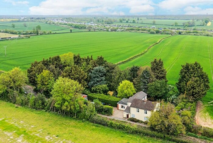 4 Bedroom Detached House For Sale In Westwick Warren, Westwick Row, Leverstock Green, Hertfordshire, HP2