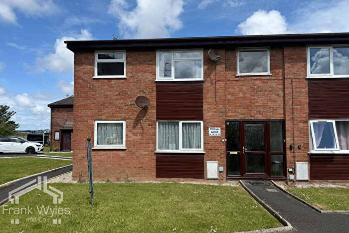 1 Bedroom Flat For Sale In Cottam Close, Lytham St. Annes, Lancashire, FY8