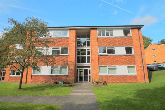 2 Bedroom Apartment To Rent In Bedroom Purpose Built Apartment In Whyteleafe, CR3