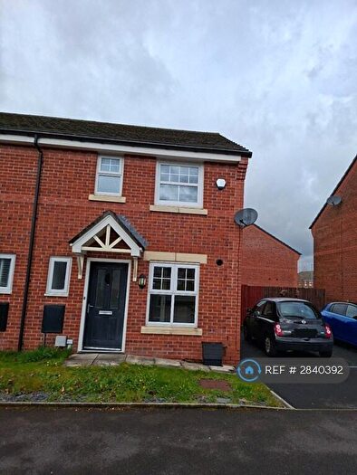 3 Bedroom Semi-Detached House To Rent In Cotton Meadows, Bolton, BL1