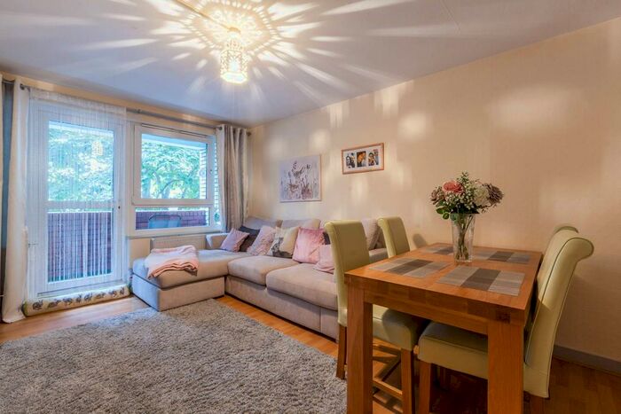 1 Bedroom Flat To Rent In Baythorne Street, Bow, London, E3