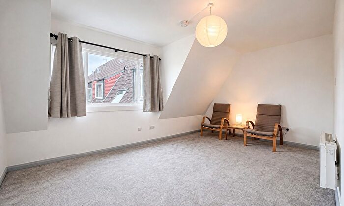 1 Bedroom Studio To Rent In Abbeyfields Close, London, NW10