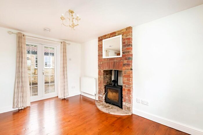 2 Bedroom Semi-Detached House For Sale In Pennsylvania, Cold Ashton, SN14