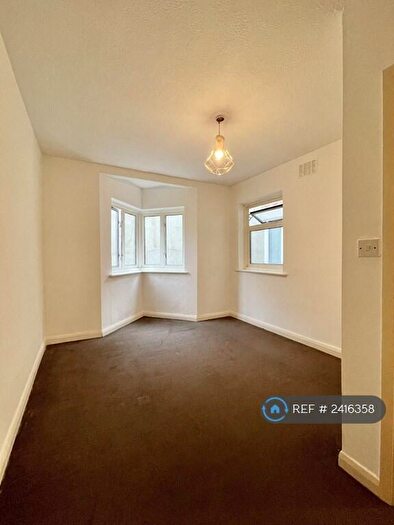 1 Bedroom Flat To Rent In Chessington Mansions, London, E11