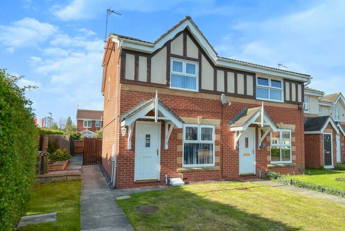 3 Bedroom Semi-Detached House For Sale In Bramblefields, Northallerton, DL6