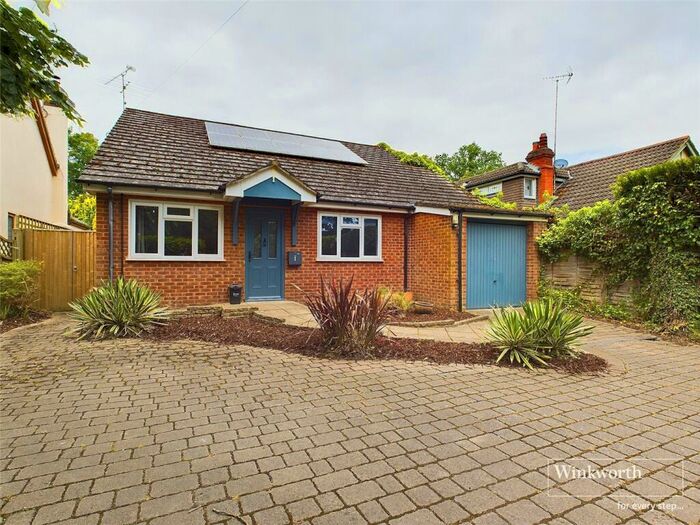 3 Bedroom Bungalow To Rent In Finchampstead Road, Finchampstead, Wokingham, RG40