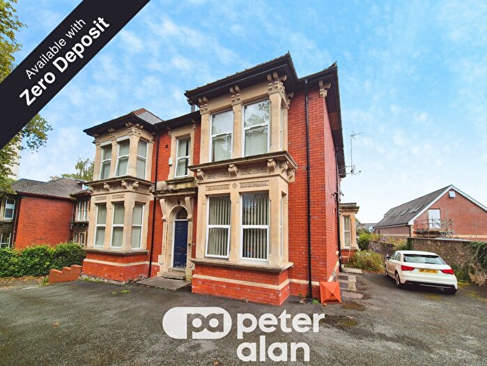 Flat To Rent In Clytha Park Road, NP20
