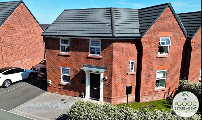 3 Bedroom Detached House For Sale In Primrose Way, Wilsmlow, SK9