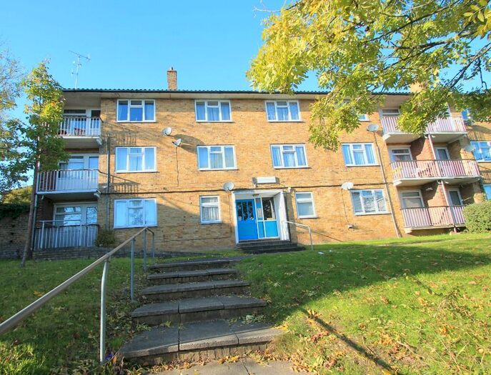 2 Bedroom Flat To Rent In Portswood Road, Southampton, SO17