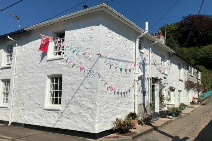 2 Bedroom Property To Rent In Coventry Road, Flushing, Falmouth, TR11