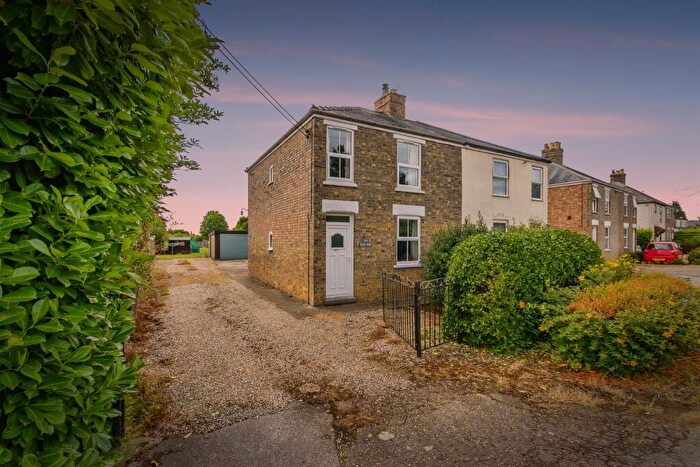 3 Bedroom Semi-Detached House For Sale In Smeeth Road, Marshland St. James, Wisbech, PE14