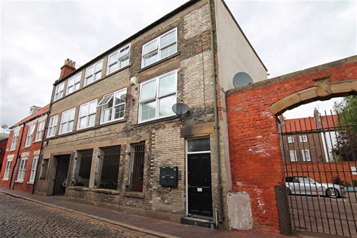 1 Bedroom Flat To Rent In -, Robinson Row, HU1