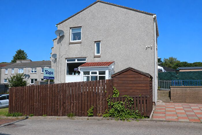 2 Bedroom Detached House For Sale In Bressay Brae, Aberdeen, AB15