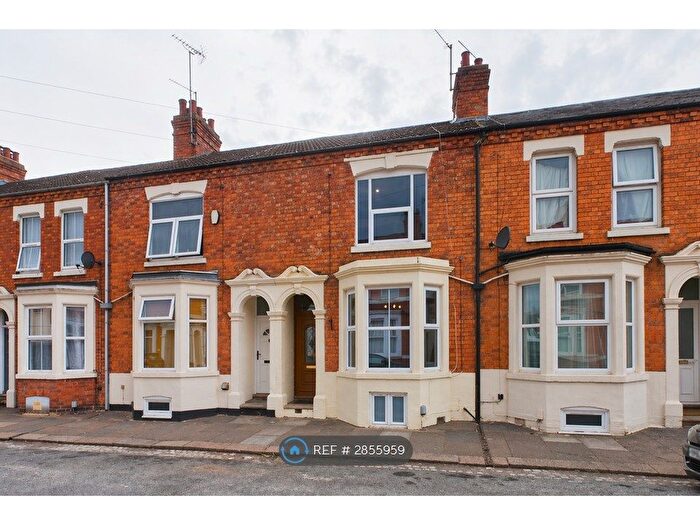 4 Bedroom Terraced House To Rent In Loyd Road, Northampton, NN1