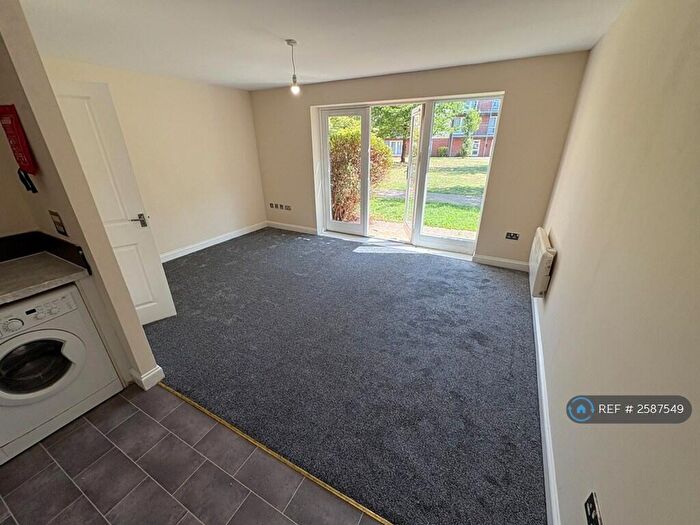 1 Bedroom Flat To Rent In King George Crescent, Wembley, HA0