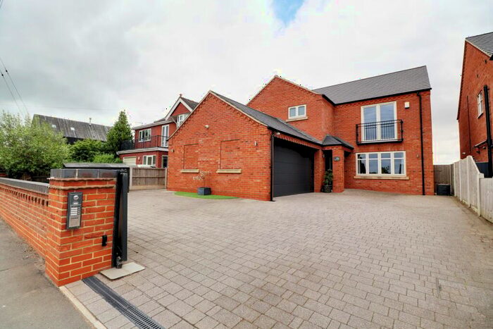4 Bedroom Detached House For Sale In Burnham Road, Epworth, DN9