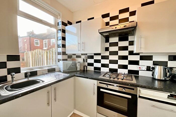 2 Bedroom Terraced House For Sale In Aughton Road, Swallownest, Sheffield, S26
