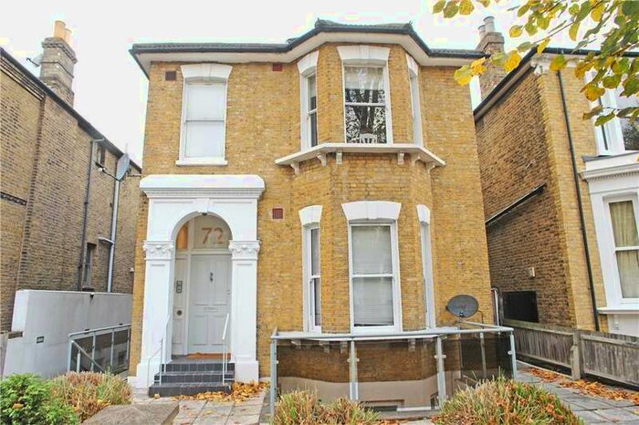 1 Bedroom Maisonette Flat To Rent In Barry Road, East Dulwich, London, SE22
