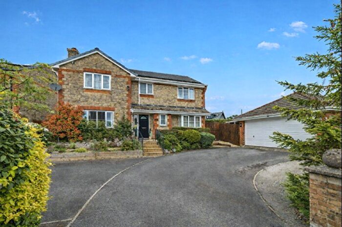 4 Bedroom Detached House For Sale In Glebelands, Newton Abbot, TQ13