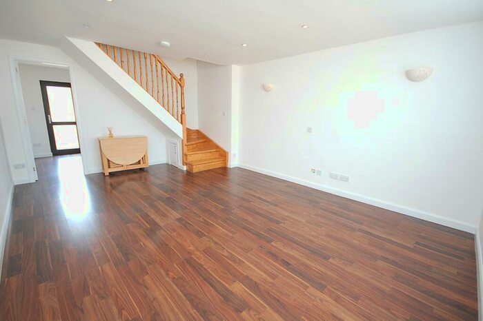 2 Bedroom End Of Terrace House To Rent In Langdykes Drive, Cove, Aberdeen, AB12