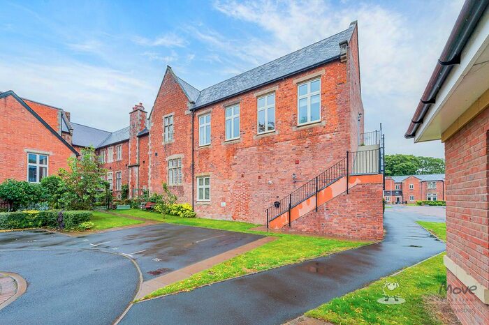 2 Bedroom Flat For Sale In Shrewsbury, SY3