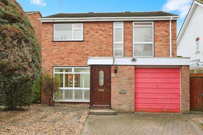 4 Bedroom Detached House For Sale In Westmeade Close, Cheshunt, Waltham Cross, EN7