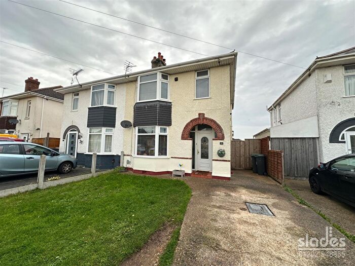 3 Bedroom Semi Detached House For Sale In Heaton Road, Ensbury Park, Bournemouth, BH10