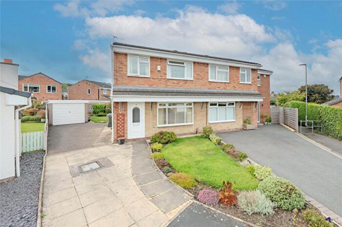 3 Bedroom Semi-Detached House For Sale In Carr Wood Way, Calverley, Pudsey, West Yorkshire, LS28