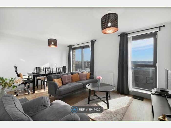 1 Bedroom Flat To Rent In Kingfisher Heights, London, E16