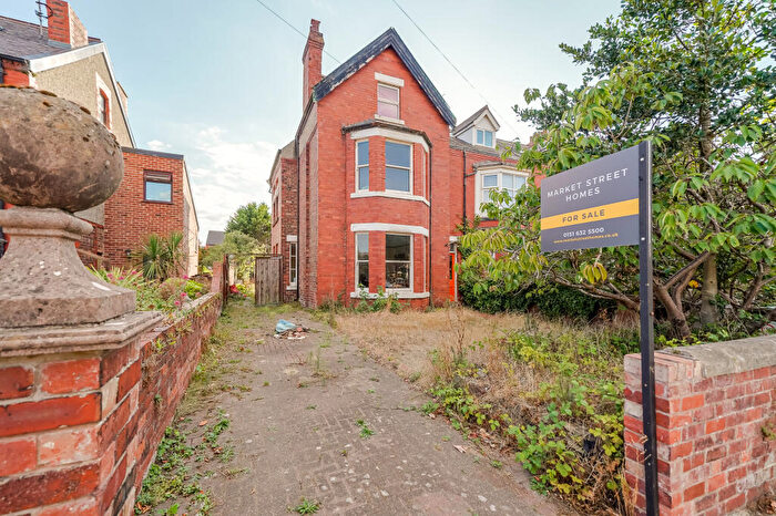 6 Bedroom Semi-Detached House For Sale In Cable Road, Hoylake, Wirral, CH47