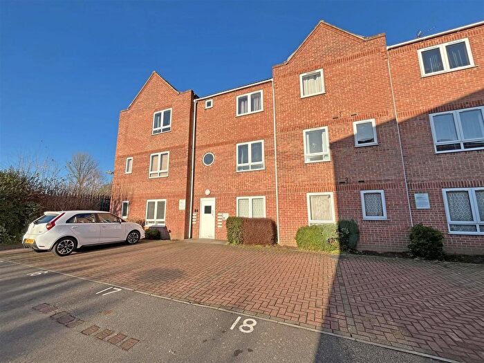 2 Bedroom Flat To Rent In Furlong Street, Arnold, Nottingham, NG5