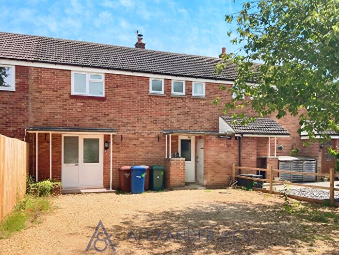 3 Bedroom Terraced House To Rent In Elderfield Road, Caversfield, Bicester, OX27