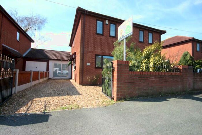 2 Bedroom Semi-Detached House To Rent In Saughall Road, Chester, CH1