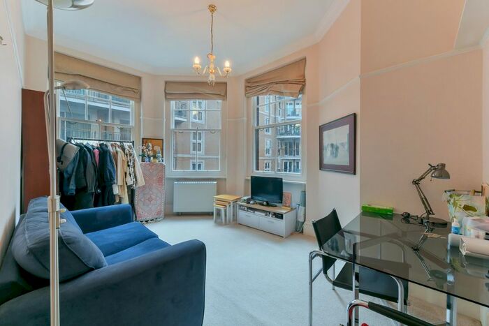1 Bedroom Flat To Rent In Westminster Palace Gardens, Artillery Row, London, SW1P