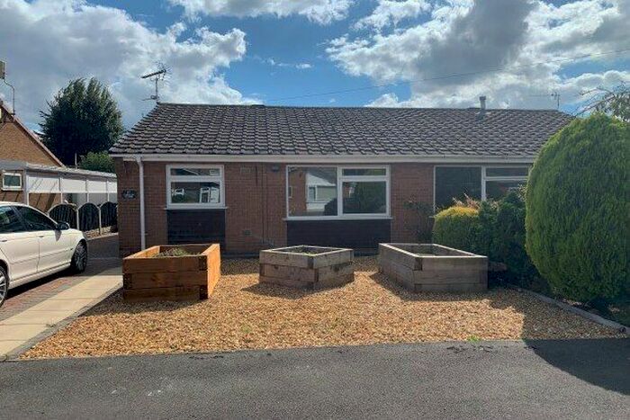 2 Bedroom Semi-Detached House To Rent In Carlin Close, Derby, DE72