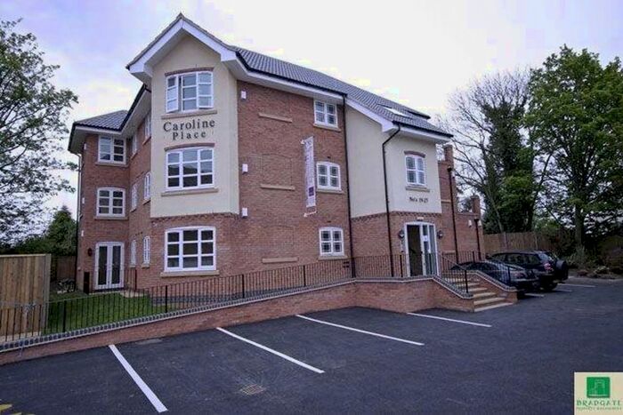 1 Bedroom Flat To Rent In Caroline Place, Bulkington, Warks, CV12