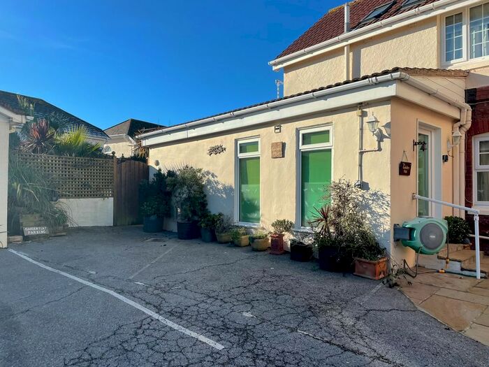 Semi-Detached House To Rent In Roundham Road, Paignton, TQ4