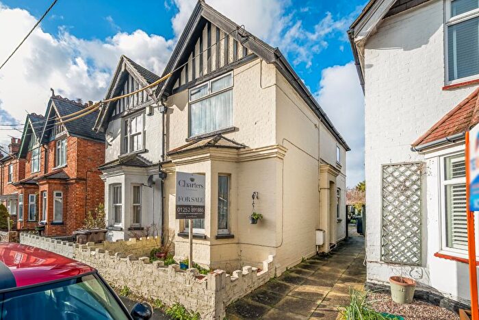 3 Bedroom Semi Detached House For Sale In Badshot Lea Road, Badshot Lea, Farnham, Surrey, GU9