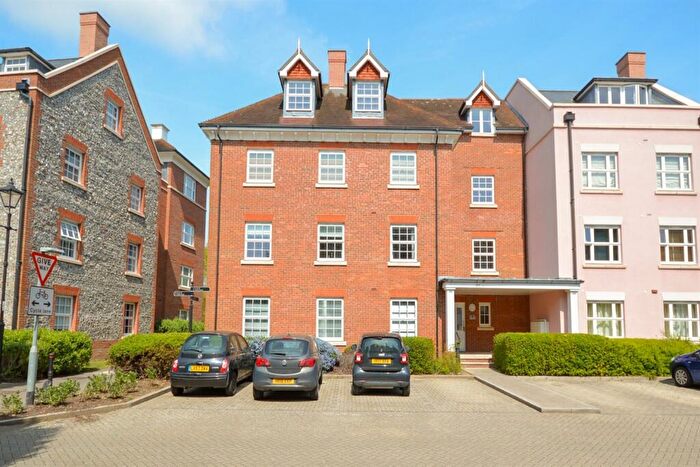 2 Bedroom Flat To Rent In St Agnes Place, Chichester, PO19