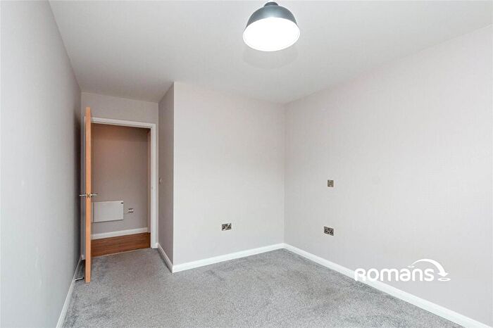 2 Bedroom Flat To Rent In Farnborough Road, Farnborough, Hampshire, GU14