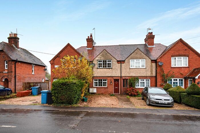 2 Bedroom Cottage To Rent In Southview Cottages, Newnham Road, Hook, RG27