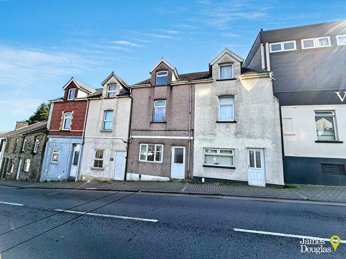4 Bedroom Town House For Sale In High Street, Graig, Pontypridd, CF37