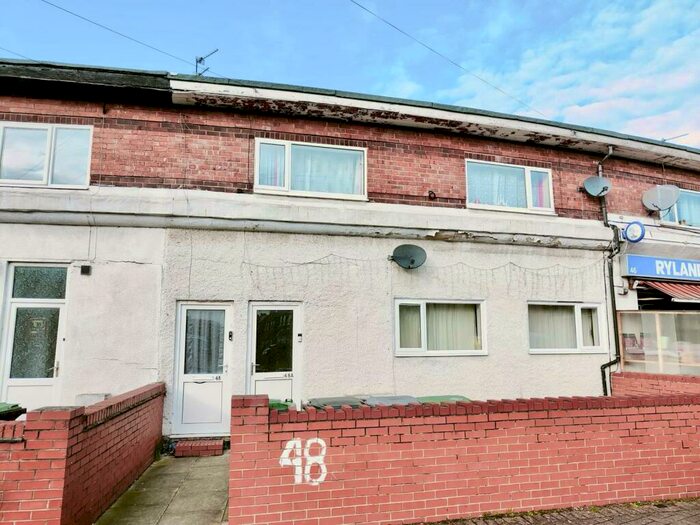2 Bedroom Flat To Rent In Lilac Cresent, Beeston, Nottingham, NG9