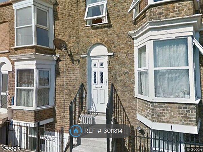 1 Bedroom Flat To Rent In Clifton Street, Kent, CT9