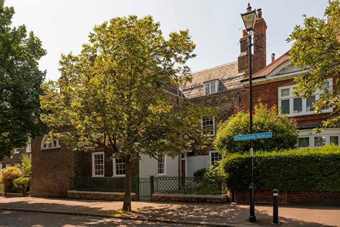 7 Bedroom Semi-Detached House For Sale In Dartmouth Row, Blackheath, SE10