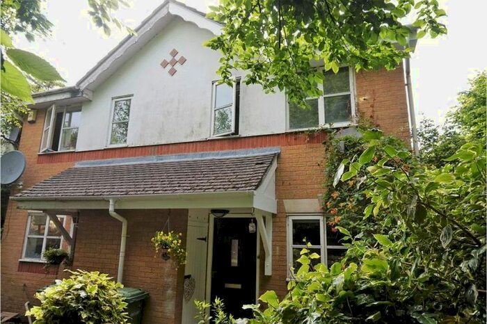 2 Bedroom Semi-Detached House To Rent In Adams Close, Grange Park, Hedge End, Southampton SO30