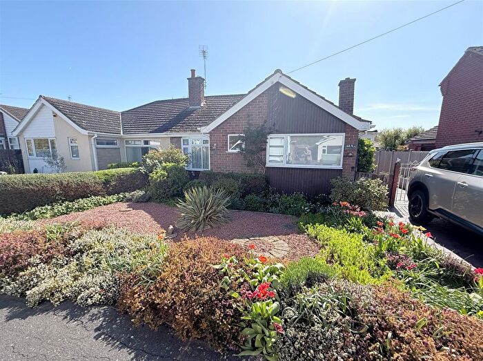 3 Bedroom Semi-Detached House For Sale In Fleming Avenue, Bottesford, NG13