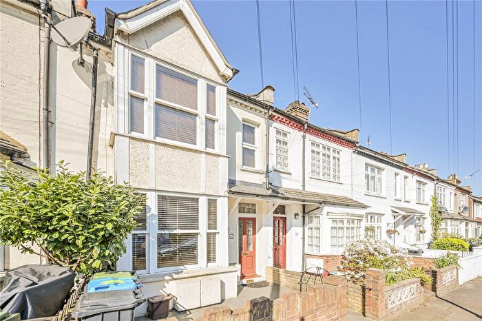 2 Bedroom Terraced House For Sale In Stanley Road, London, N11
